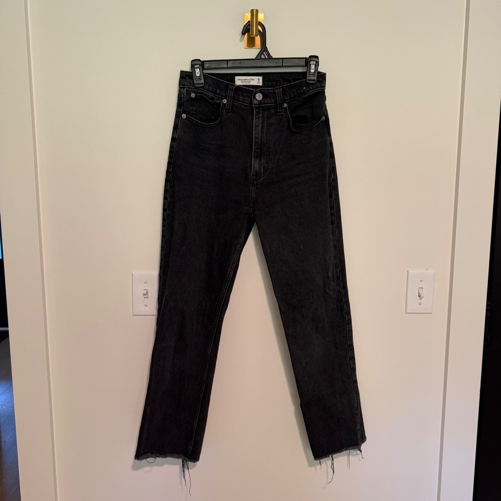 Abercrombie & Fitch Women's Straight Leg Black Jeans